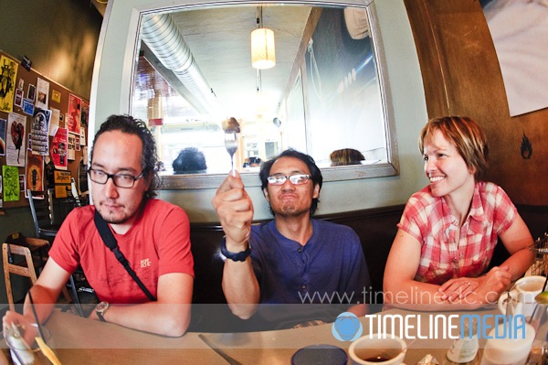 groupatcometcafe0022.jpg