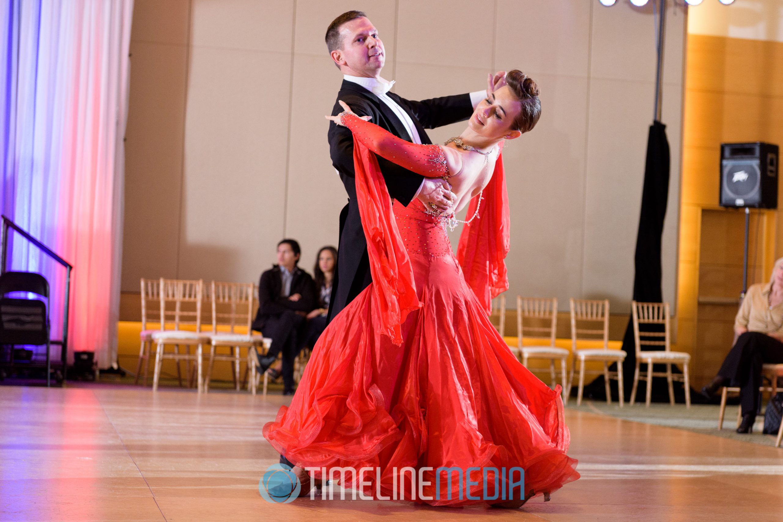 Amateur ballrooom dance couple ©TimeLine Media