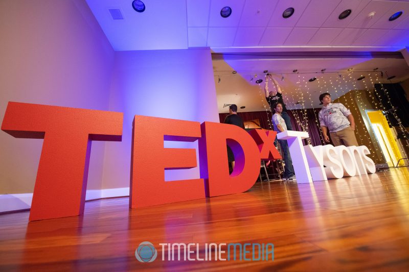Finishing set setup at Vinson Hall of a TEDxTysons salon ©TimeLine Media