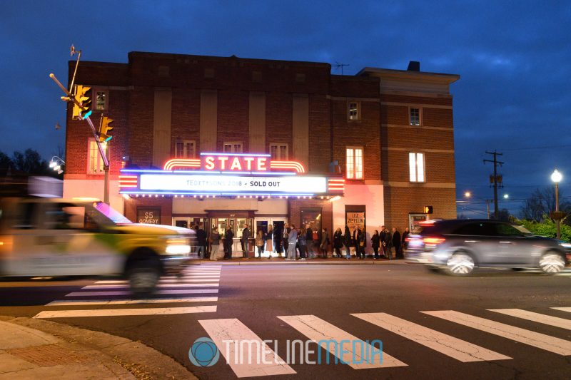 Line of people going into the State Theater for the Legacy - TEDxTysons event ©TimeLine Media 