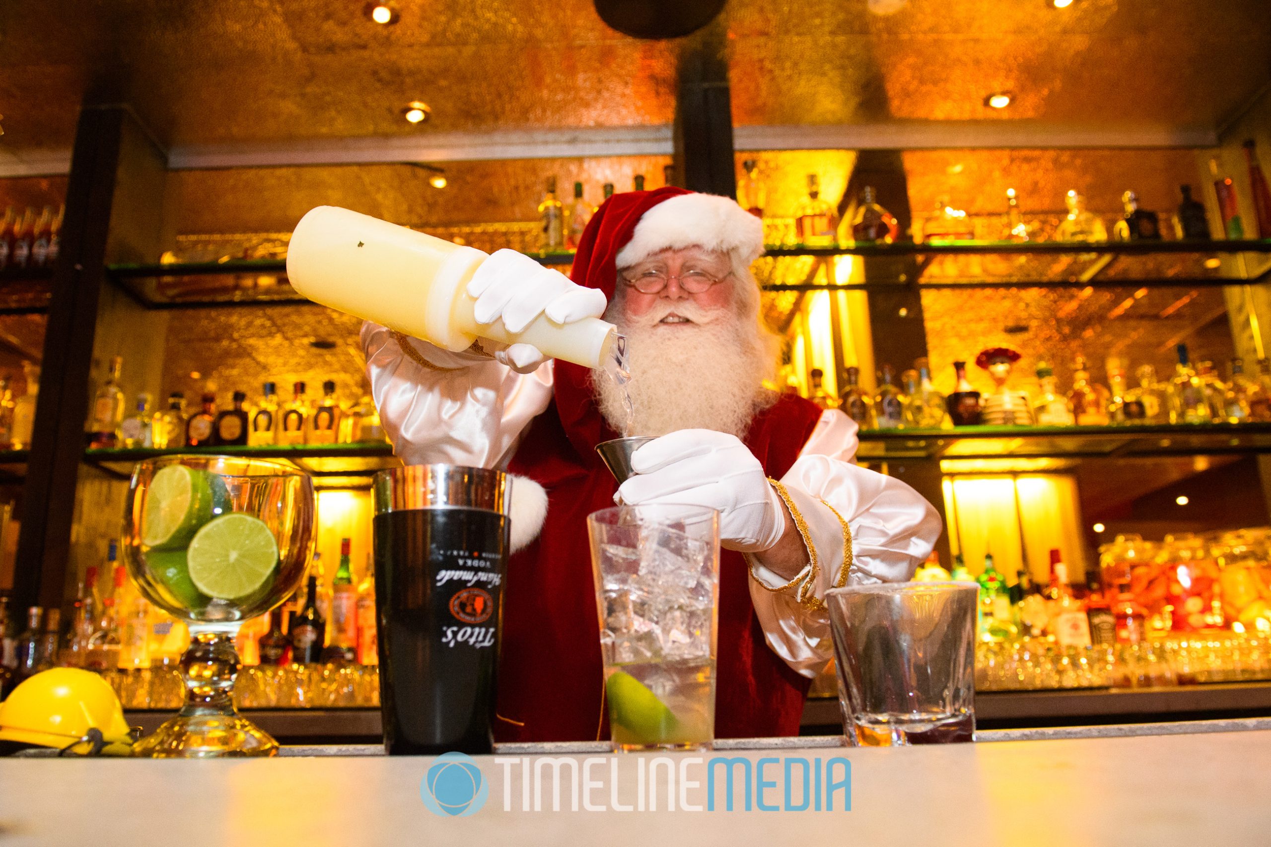 Santa working at the La Sandia bar  2016 #imwithsanta