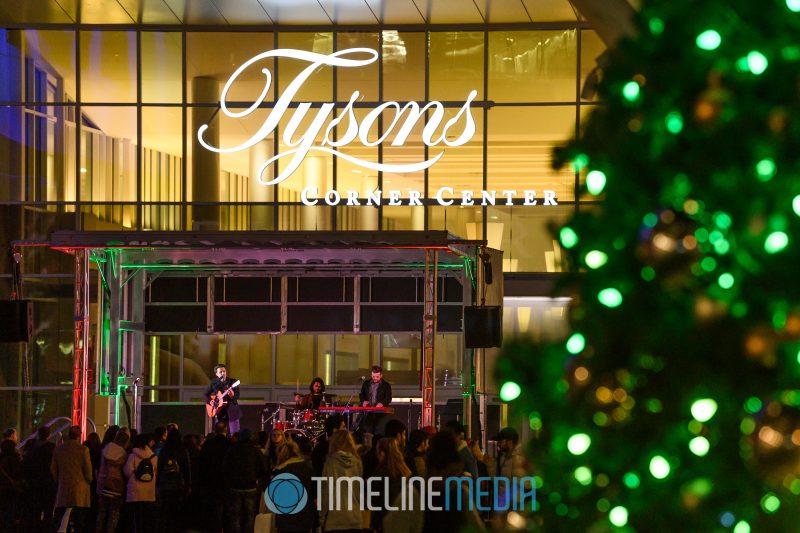 Kris Allen 2019 performing at the Christmas Tree Lighting ceremony at Tysons Corner Center