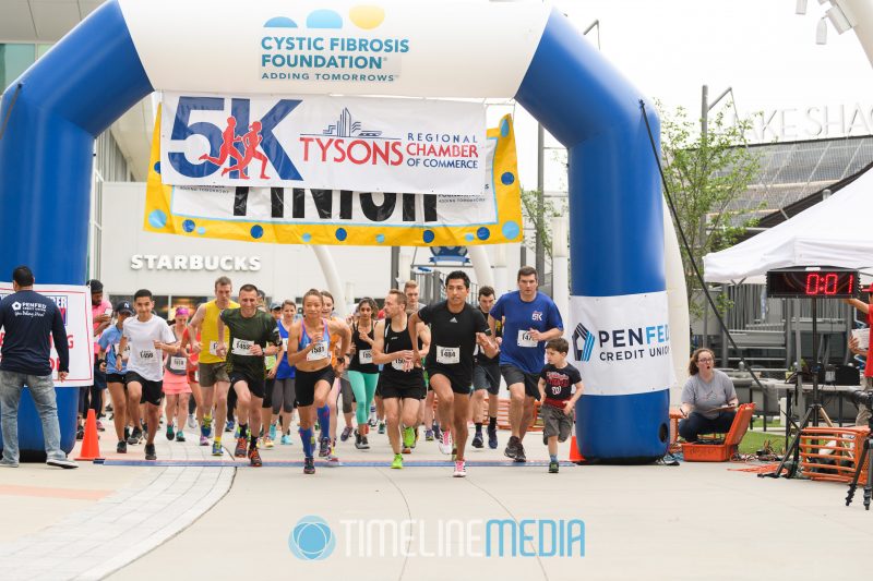 5K race start on the Plaza at Tysons Corner Center ©TimeLine Media