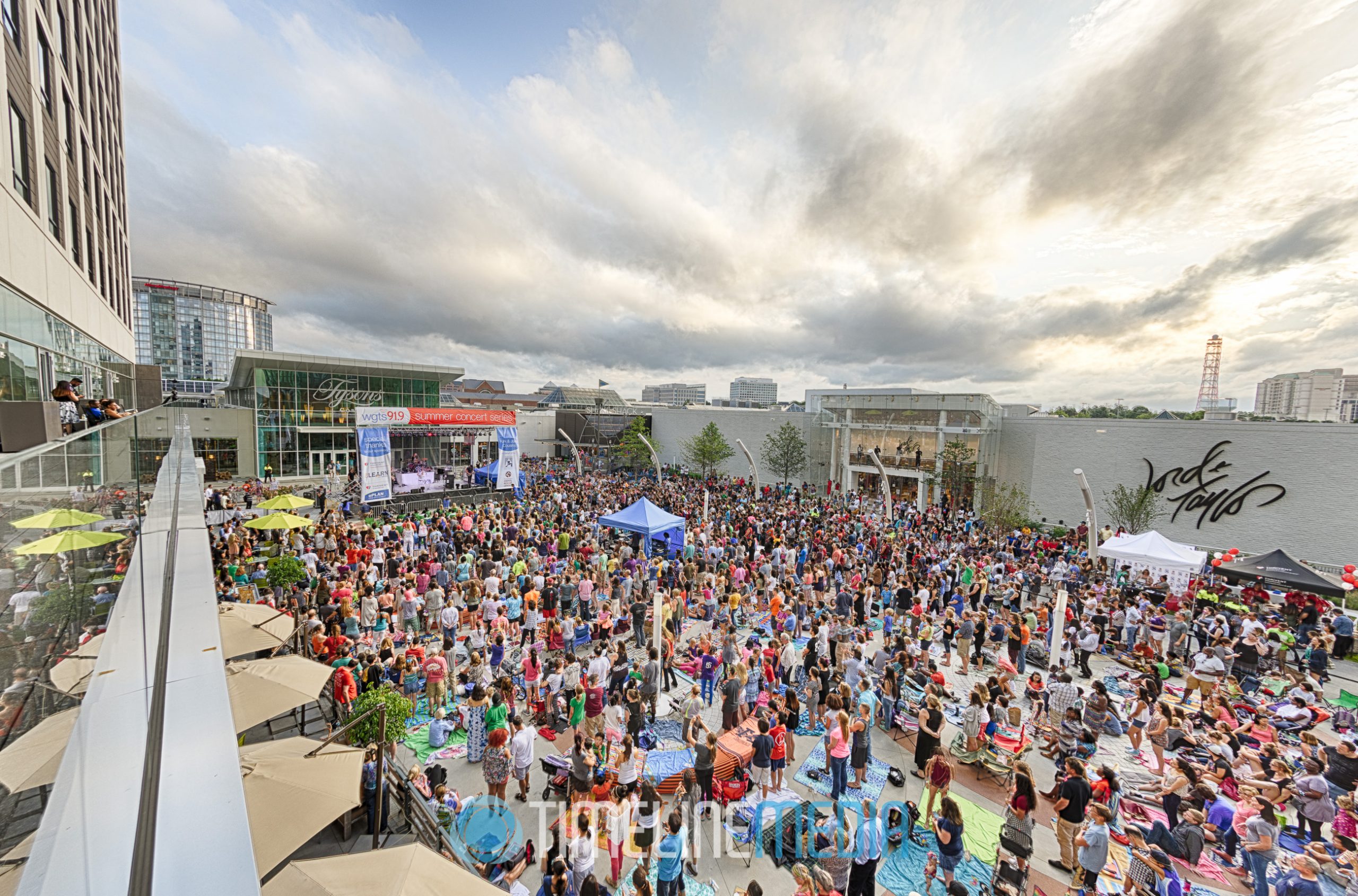 2016 July Concerts - Large crowd on the Plaza at Tysons Corner Center for their Summer Concert Series