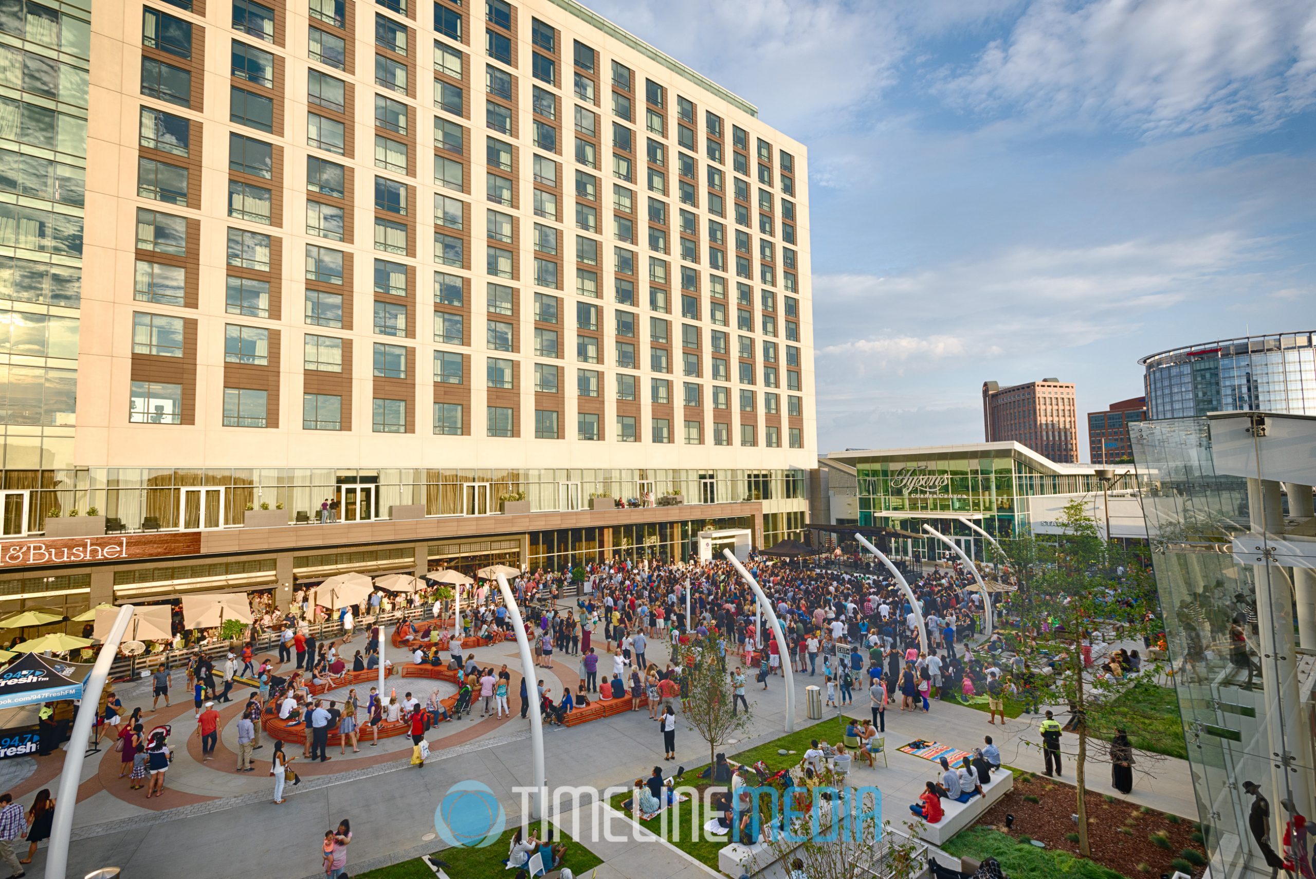 2016 Plaza Summer events at Macerich Tysons Corner Center 