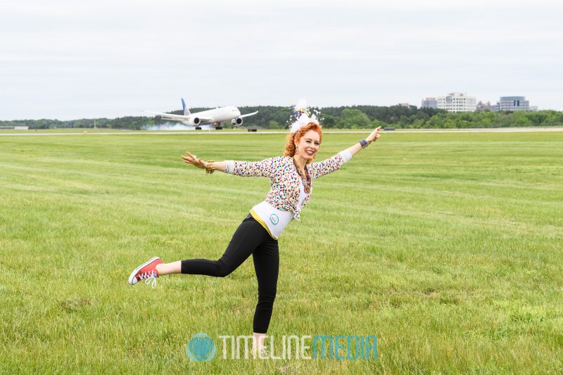 Celebrating next to the runway at an Airport Birthday - Dulles International Airport  ©TimeLine Media